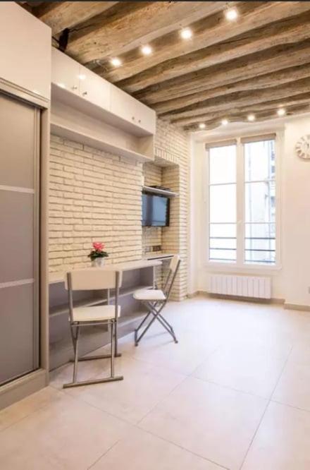 Appartamento 501 Simon - Superb Marais District